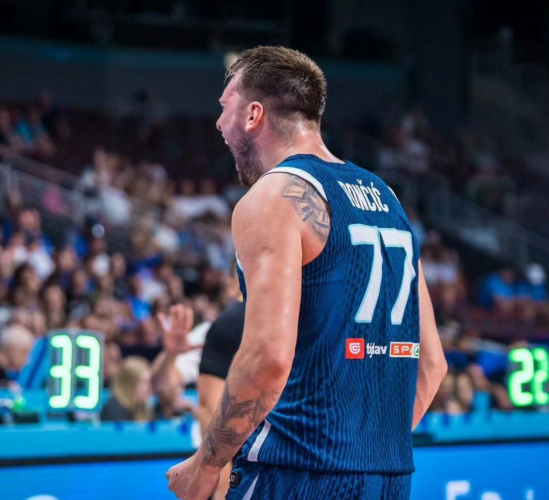 九游体育-森林狼对独行侠集锦